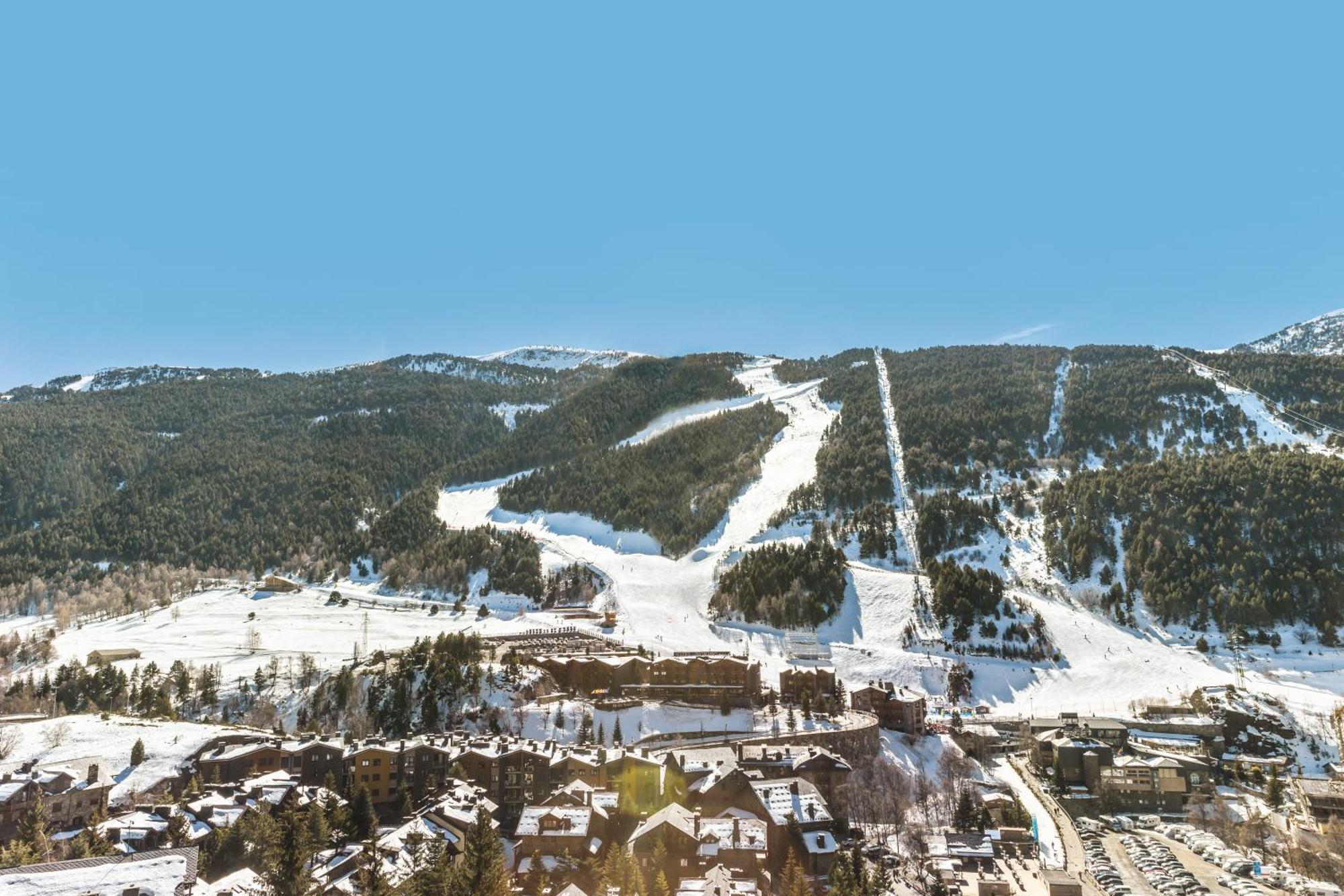 Pierre & Vacances Andorra Bordes D'Envalira Exterior photo