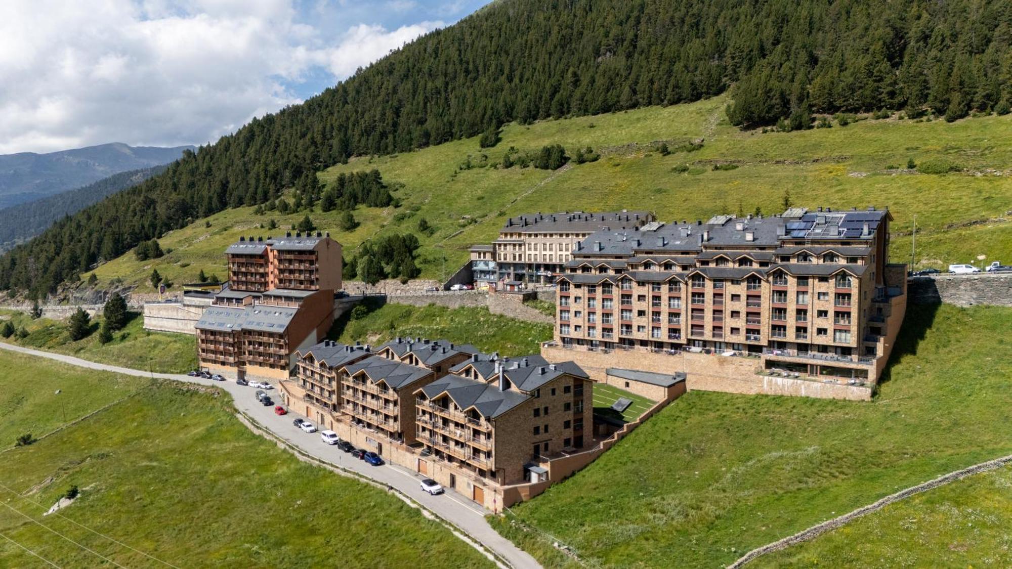 Pierre & Vacances Andorra Bordes D'Envalira Exterior photo