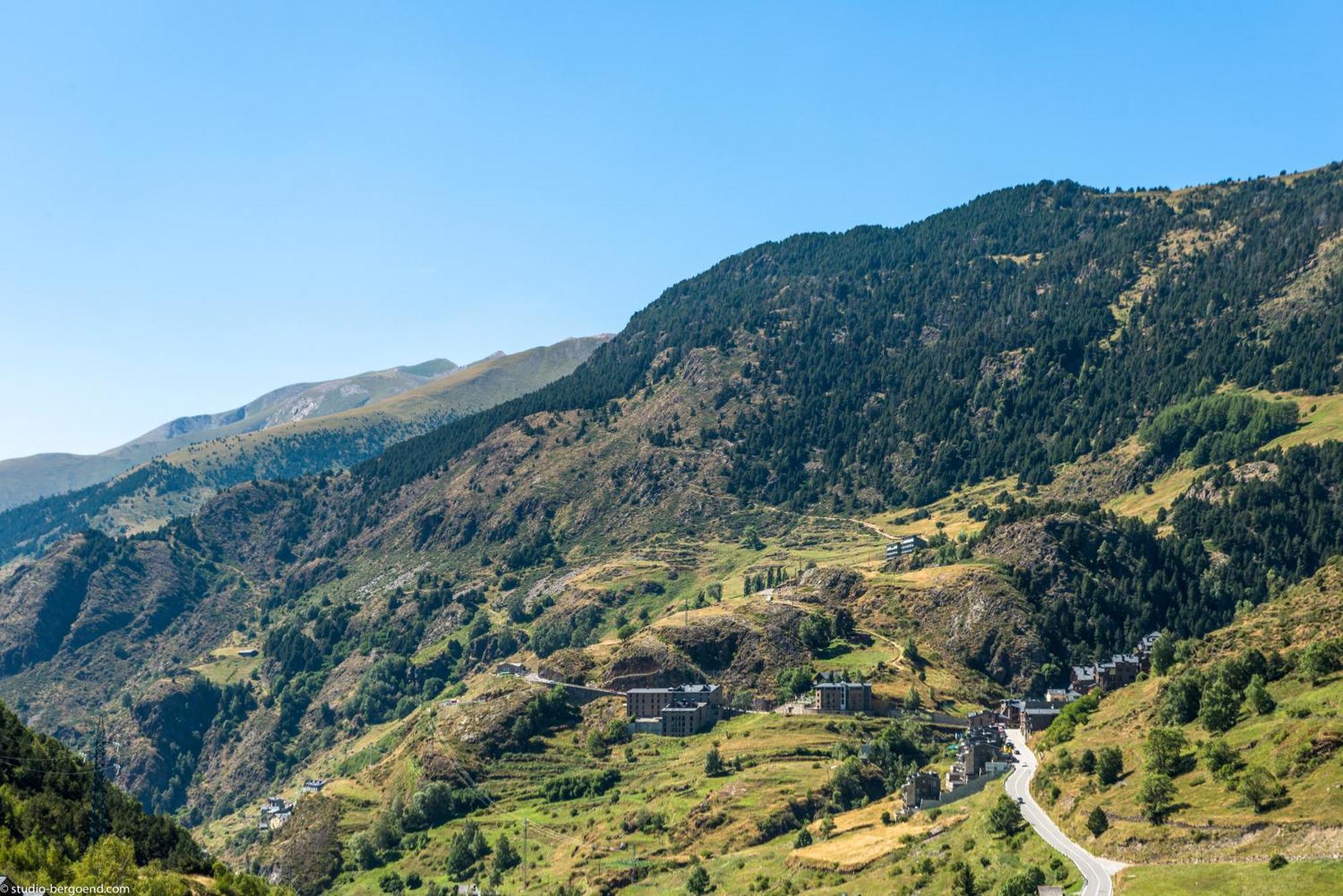 Pierre & Vacances Andorra Bordes D'Envalira Exterior photo